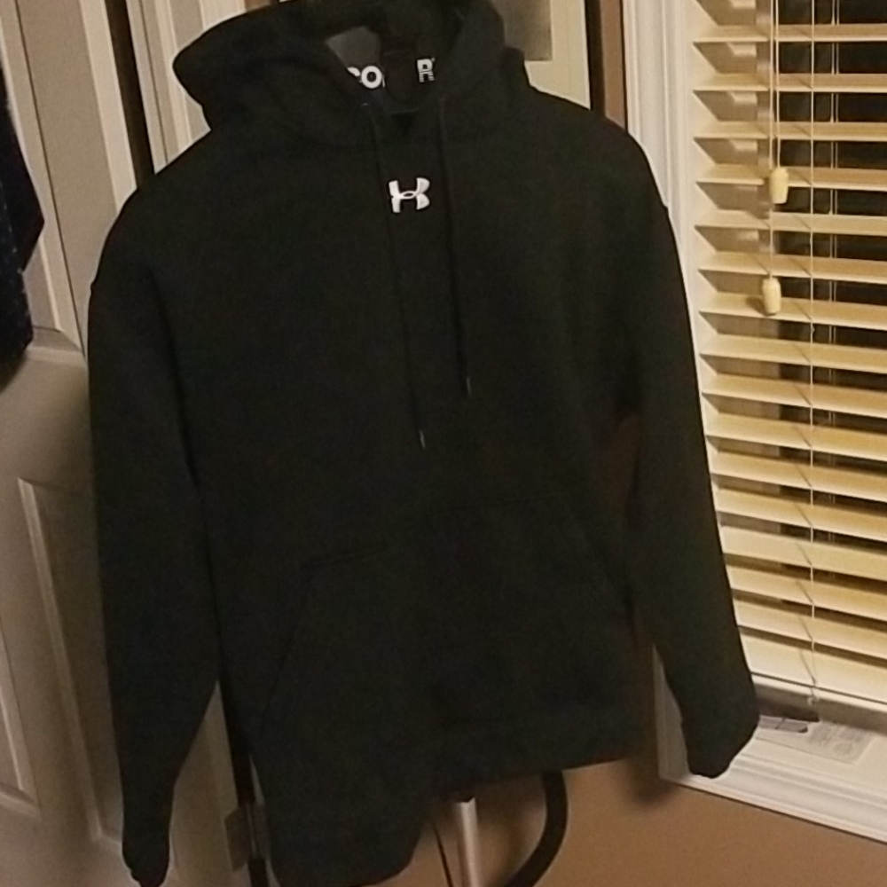 Black Under Armour Hoody